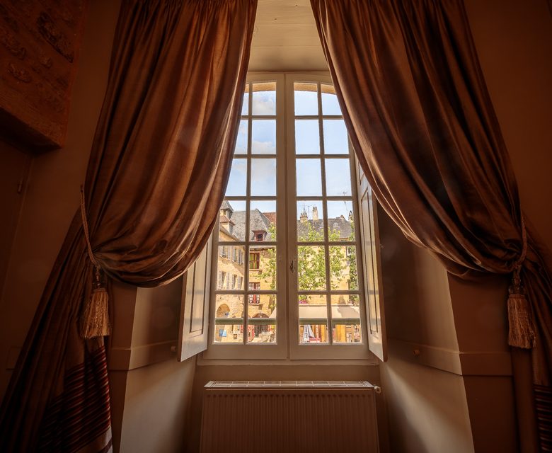 Beautiful Bedroom in Heart of Sarlat